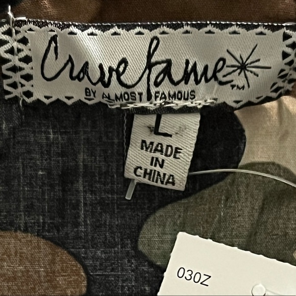 NWT - Camo Zip Front Lace Trim Bustier - Picture 4 of 8